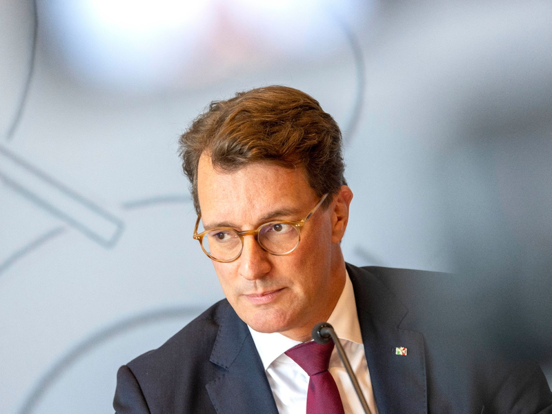 Der Ministerpräsident des Landes Nordrhein-Westfalen: Hendrik Wüst. - Foto: Thomas Banneyer/dpa