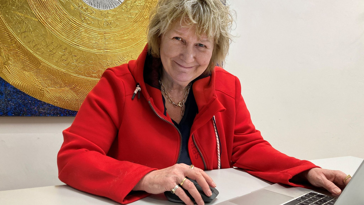 «Was im Moment total wichtig ist, ist Zuversicht», sagt Glücksforscherin Michaela Brohm-Badry. - Foto: Birgit Reichert/dpa