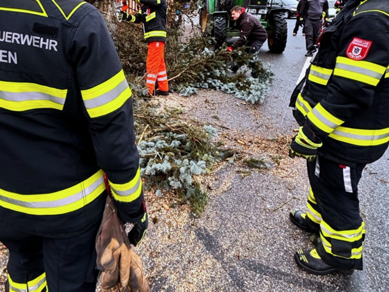FW-M: Sturmtief Zoltan wollte es noch mal wissen (Stadtgebiet) - Foto: presseportal.de