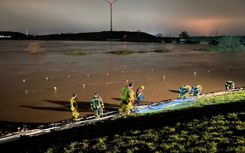 FW Alpen: Überörtliche Hilfeleistung in Oberhausen - Foto: presseportal.de