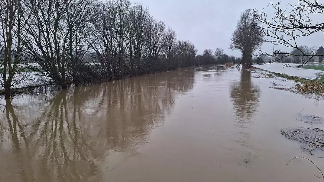 Überschwemmung am Fluss Aue in Niedersachsen - Bild: über dts Nachrichtenagentur