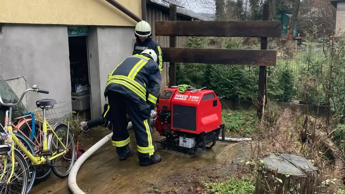 FW-EN: Feuerwehr Hattingen auch an Heiligabend mehrfach im Einsatz - Bild: presseportal.de