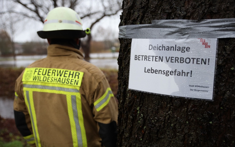 FW-OLL: UPDATE: Warnung vor Betreten der Deiche im Landkreis Oldenburg - Foto: presseportal.de