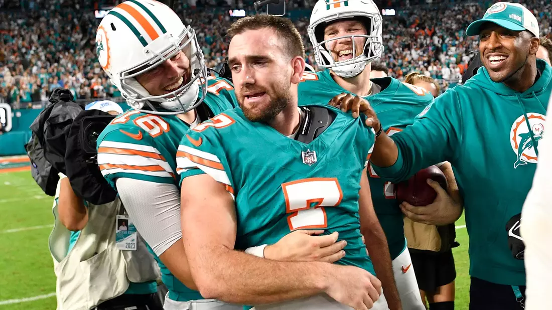 Die Miami Dolphins haben in der NFL die Playoffs erreicht. - Bild: Michael Laughlin/AP/dpa