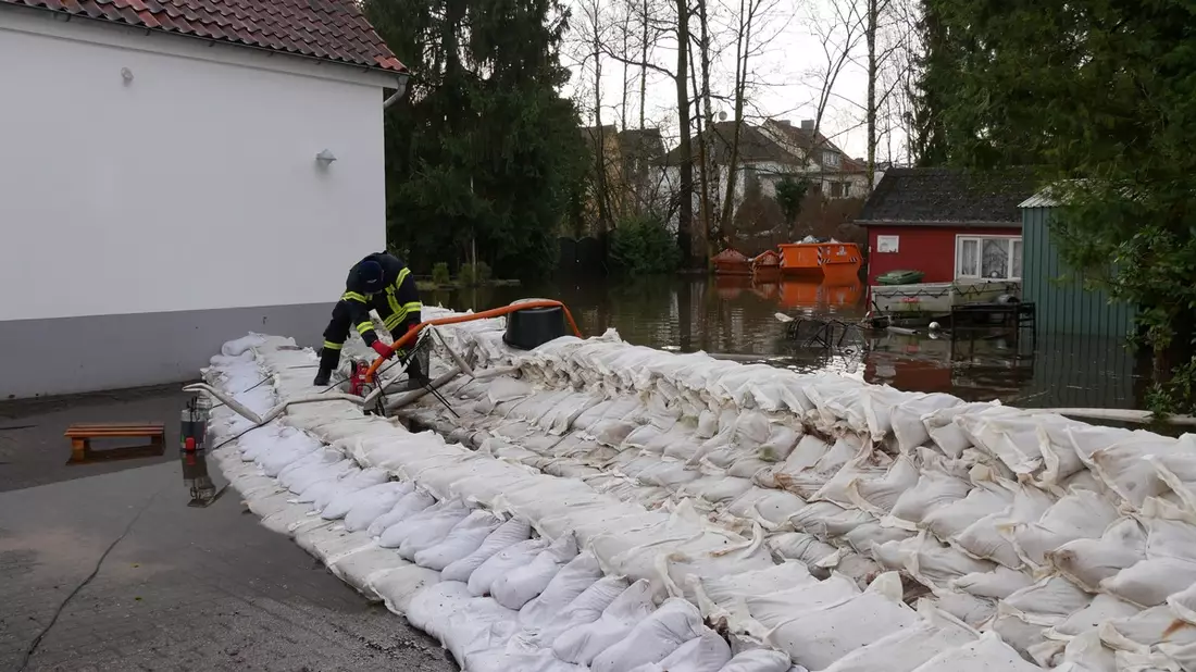FW Celle: Hochwassereinsätze am 1. Weihnachtstag - 1. Lagemeldung - Bild: presseportal.de