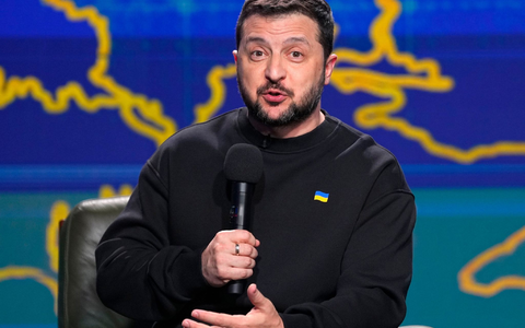 Selenskyj beharrt weiter auf seiner Forderung. (Archivbild) - Foto: Efrem Lukatsky/AP/dpa