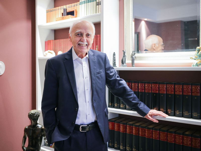 Horst Opaschowski ist Zukunftsforscher. Wie steht es also um die Einstellung der Deutschen? - Foto: Christian Charisius/dpa