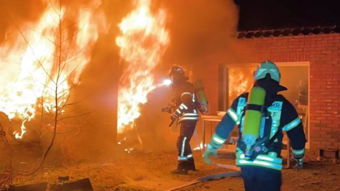 FW-SE: Gebäudebrand in Kisdorf - Bild: presseportal.de