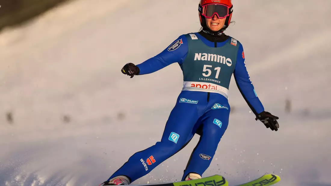 Katharina Althaus, heute Schmid, aus Deutschland in Aktion. - Bild: Geir Olsen/NTB/dpa