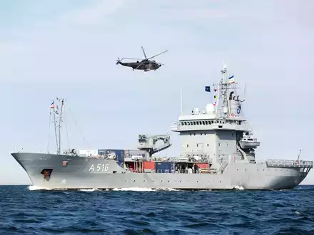 Tender Donau läuft zum NATO-Verband aus und übernimmt Führungsrolle - Foto: presseportal.de