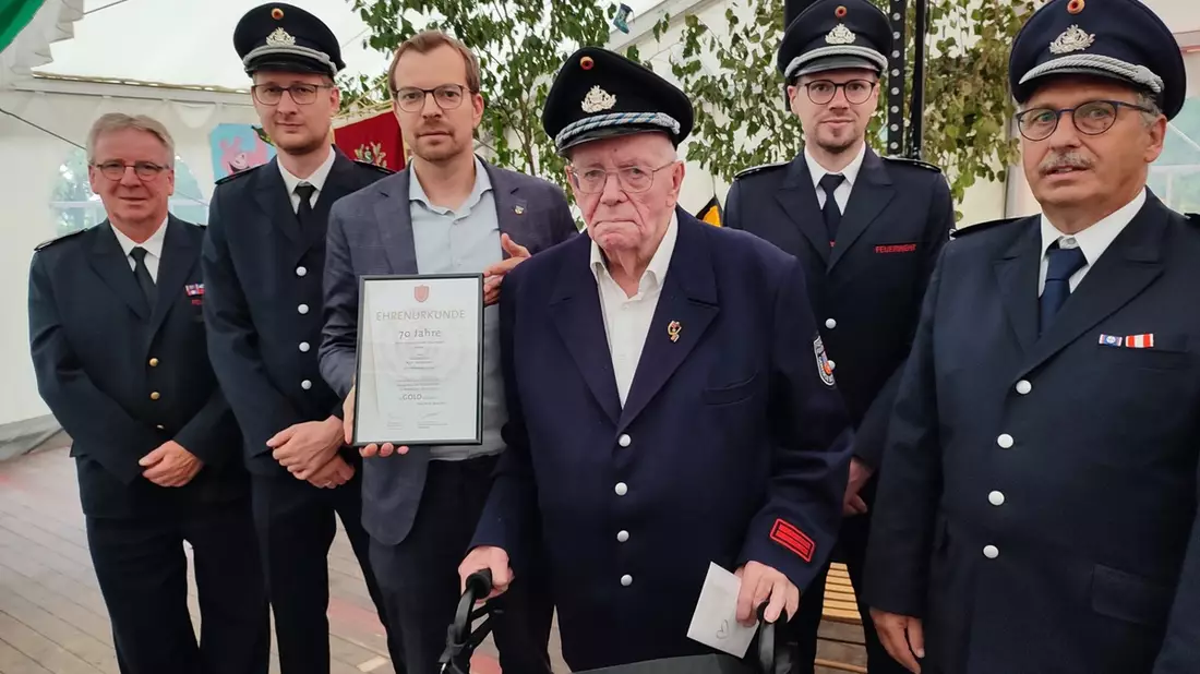 FW-KLE: Seit 70 Jahren bei der Feuerwehr - Bild: presseportal.de