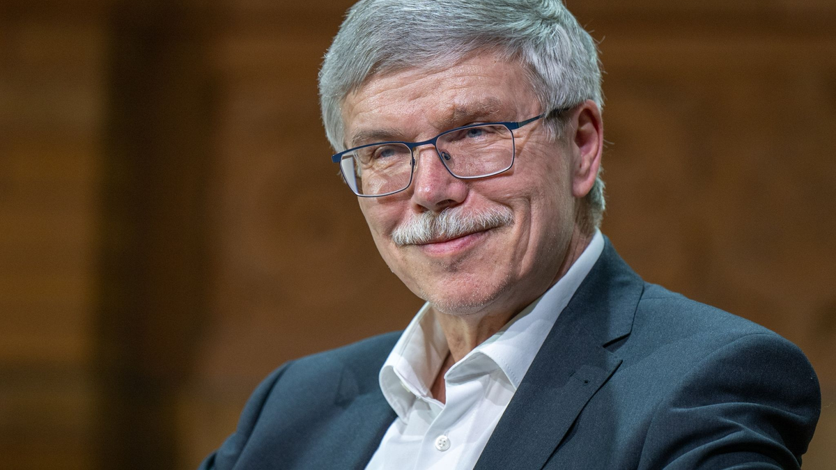 DFB-Vizepräsident Ralph-Uwe Schaffer  kritisiert die Einstellung von Nationalspielern. - Foto: Monika Skolimowska/dpa