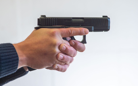 Pistole «Glock 46». Der Industrielle und milliardenschwere Waffenhersteller Gaston Glock ist tot. - Foto: Klaus-Dietmar Gabbert/dpa-Zentralbild/dpa