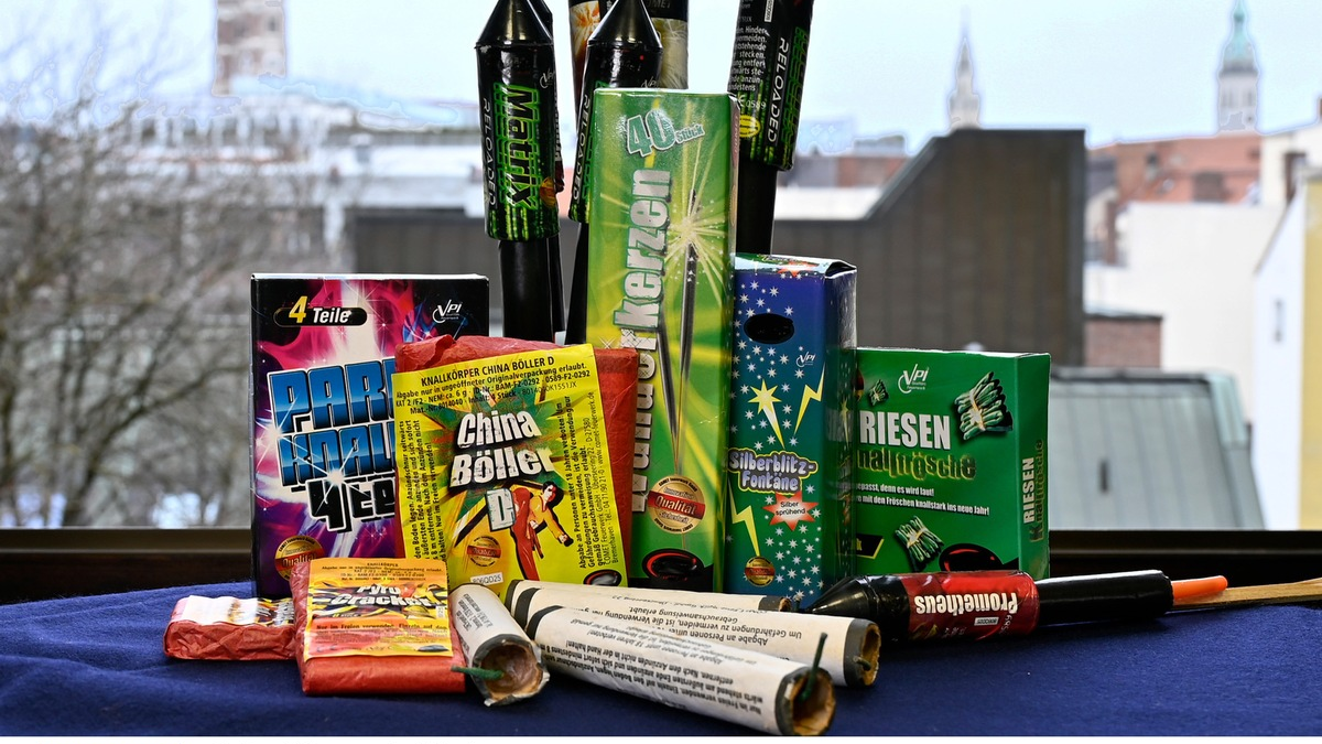 FW-M: Richtiger Umgang mit Feuerwerkskörpern - Foto: presseportal.de