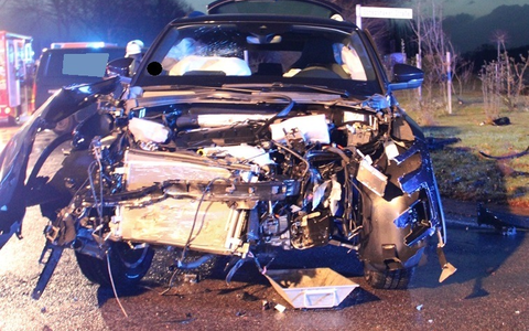 POL-MI: Zwei Autofahrer erleiden leichte Verletzungen - Foto: presseportal.de