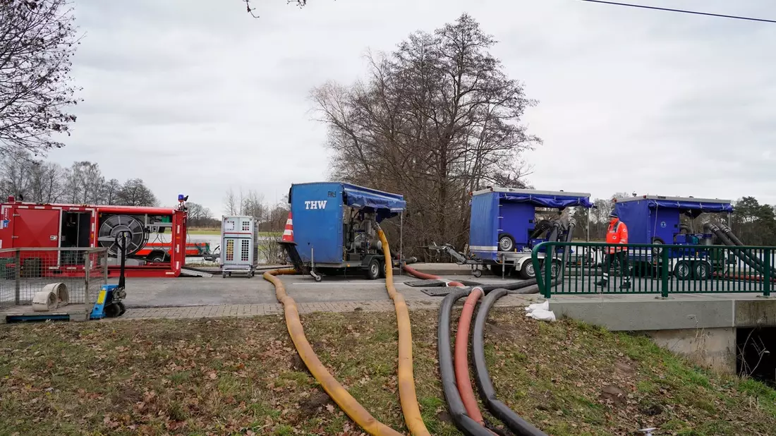 FW Flotwedel: 4. Lagemeldung zur Hochwasserlage in der Samtgemeinde Flotwedel - Bild: presseportal.de
