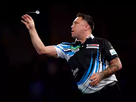 Gerwyn Price unterlag dem Nordiren Brendan Dolan in der dritten Runde überraschend mit 2:4. - Foto: John Walton/PA Wire/dpa
