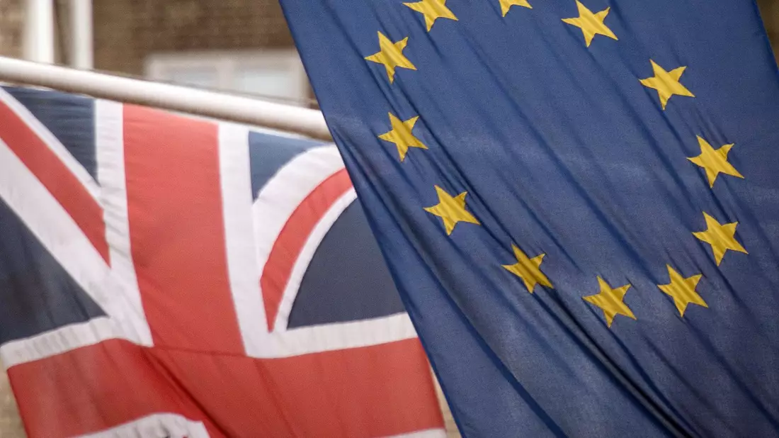 Schülerreisen aus EU-Staaten nach Großbritannien sollen wieder leichter werden. - Bild: Stefan Rousseau/PA Wire/dpa