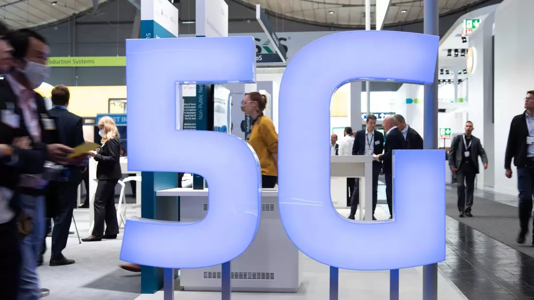 Das 5G-Netz wird in Deutschland von immer mehr Menschen genutzt. - Bild: Friso Gentsch/dpa