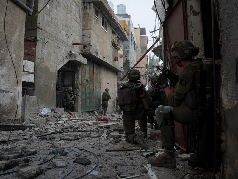 Israel vermutet, dass sich in Chan Junis die Führungsspitze der islamistischen Hamas versteckt hält. - Foto: Israel Defense Forces/XinHua/dpa