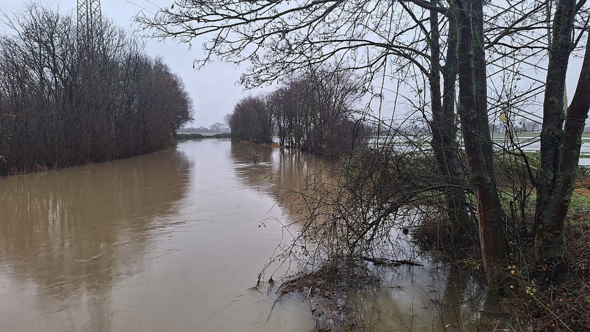 Überschwemmung am Fluss Aue in Niedersachsen - Foto: über dts Nachrichtenagentur