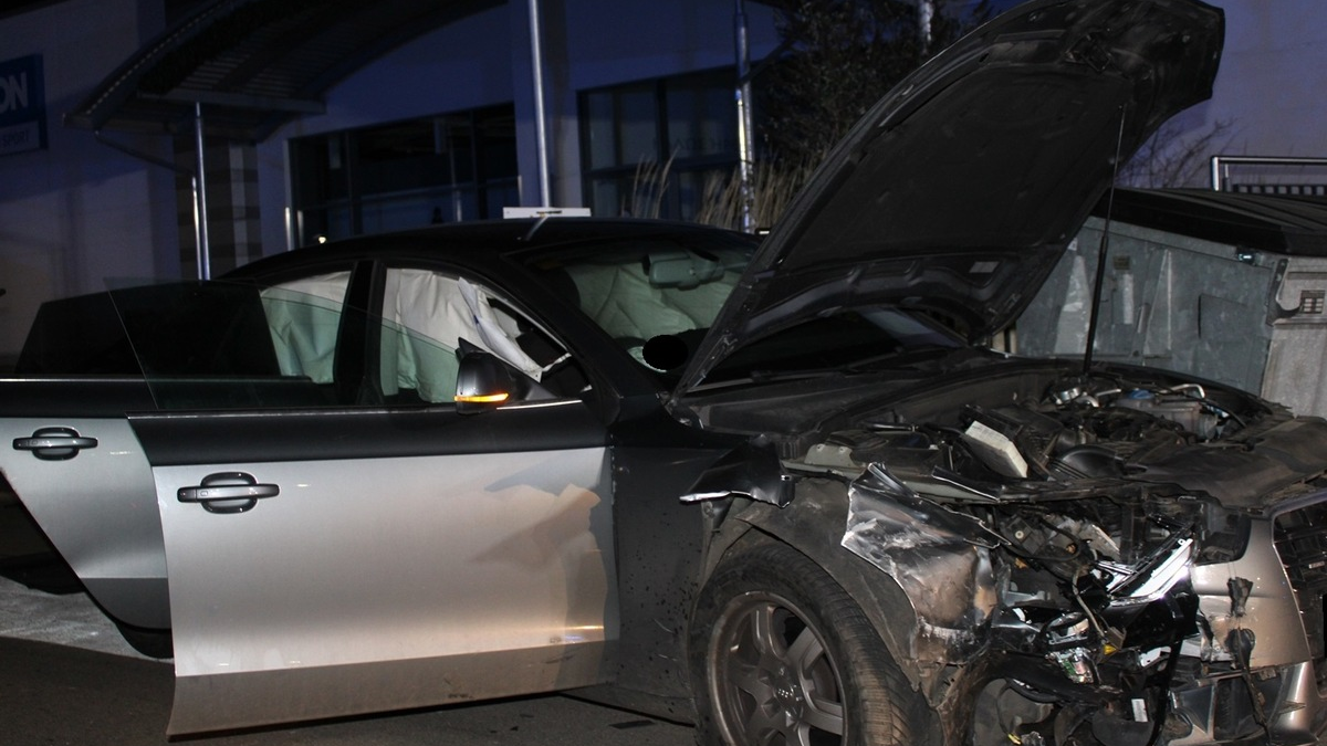 POL-MI: Ermittlungen wegen des Verdachts eines illegalen Kraftfahrzeugrennens - Foto: presseportal.de