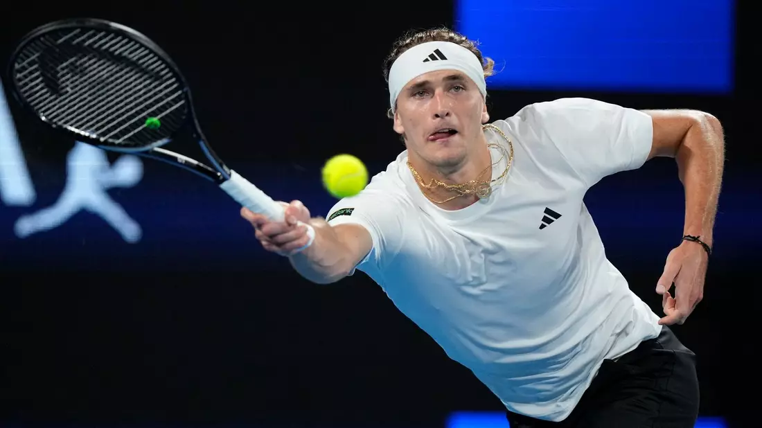 Alexander Zverev hielt das deutsche Team zum Auftakt des United Cups gegen Italien im Spiel. - Bild: Rick Rycroft/AP/dpa