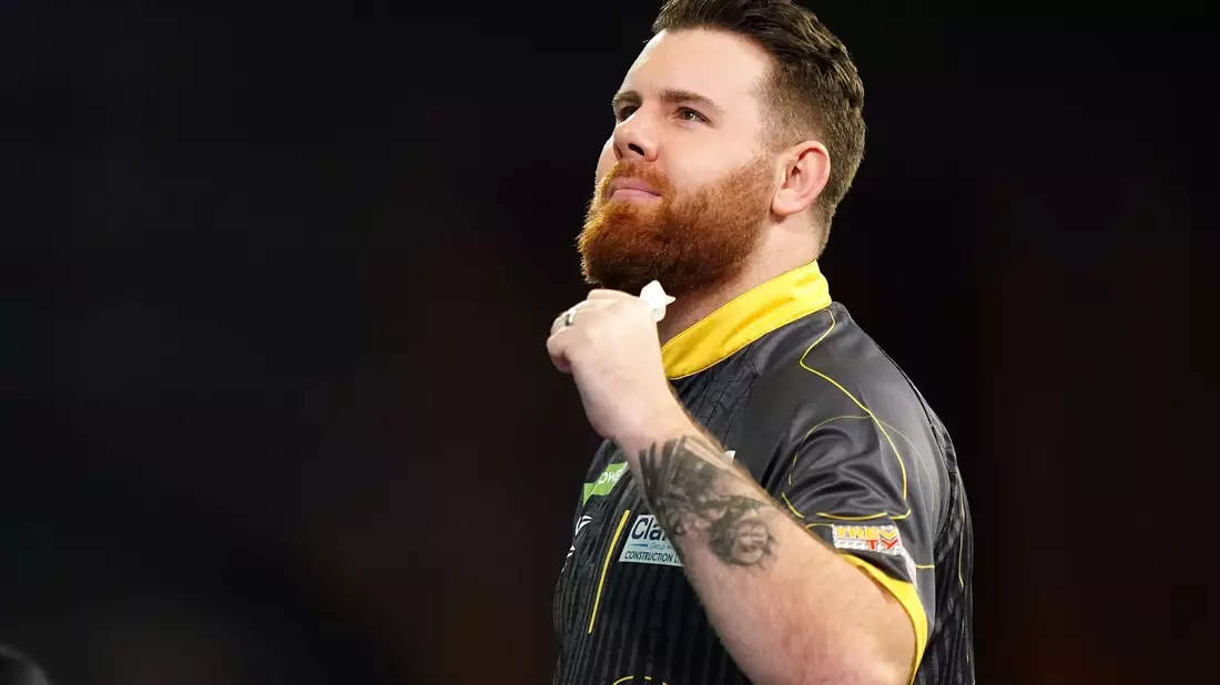 Scott Williams steht im Viertelfinale der Darts-WM in London. - Bild: Zac Goodwin/PA Wire/dpa