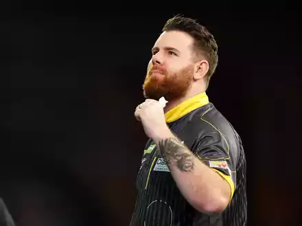 Scott Williams steht im Viertelfinale der Darts-WM in London. - Foto: Zac Goodwin/PA Wire/dpa