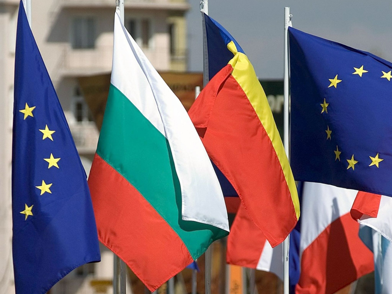 Rumänien und Bulgarien waren bereits 2007 der EU beigetreten. - Foto: epa Vassil Donev/EPA/dpa