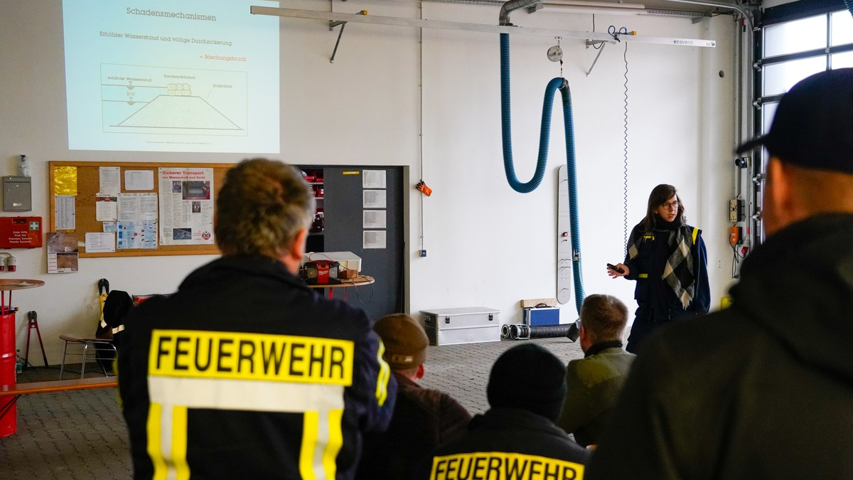 FW Flotwedel: 12. Lagemeldung zur Hochwasserlage in der Samtgemeinde Flotwedel - Foto: presseportal.de