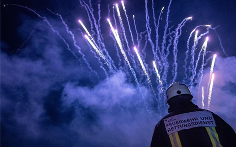 FW-BO: Erste Silvesterbilanz der Feuerwehr Bochum zum Jahreswechsel 2023/2024. - Foto: presseportal.de