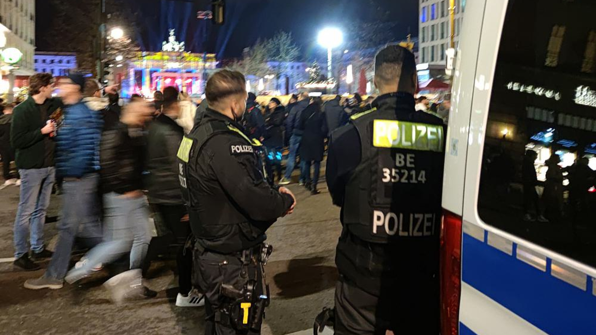 Polizei vor dem Brandenburger Tor (Archiv) - Foto: über dts Nachrichtenagentur