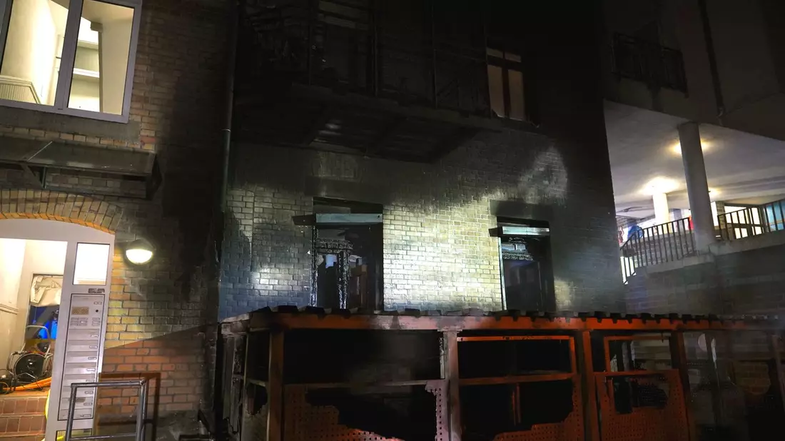 FW Stuttgart: Einsatzreiche Silvesternacht für die Feuerwehr Stuttgart - Bild: presseportal.de