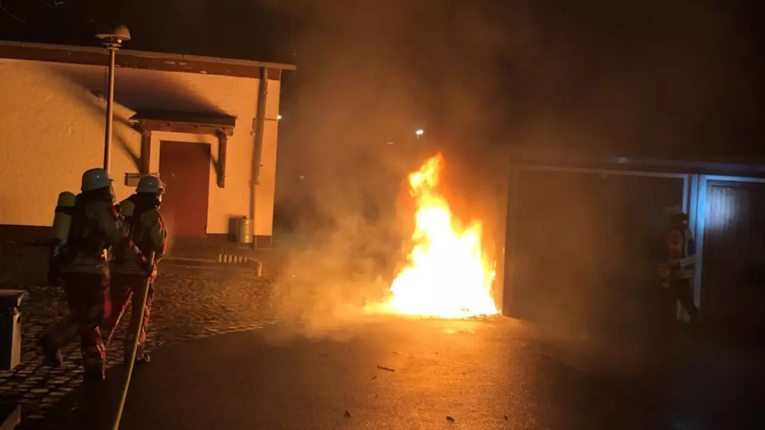 FW Minden: Ruhiges Silvester für Feuerwehr und Rettungsdienst in Minden - Bild: presseportal.de