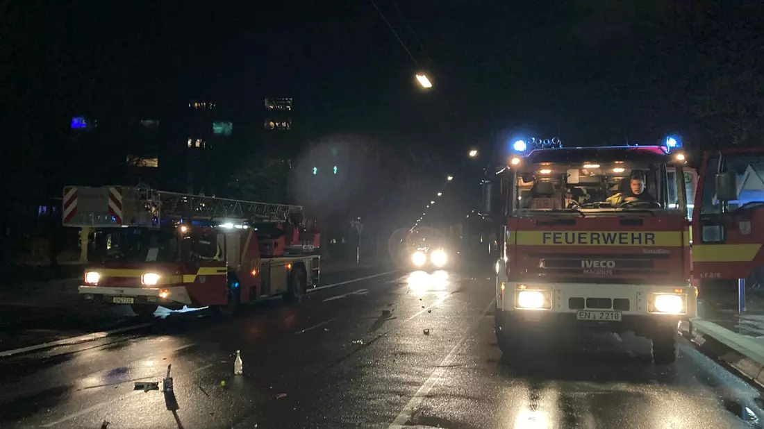 FW-EN: Fünf Einsätze für die Hattinger Feuerwehr zum Jahreswechsel - Bild: presseportal.de