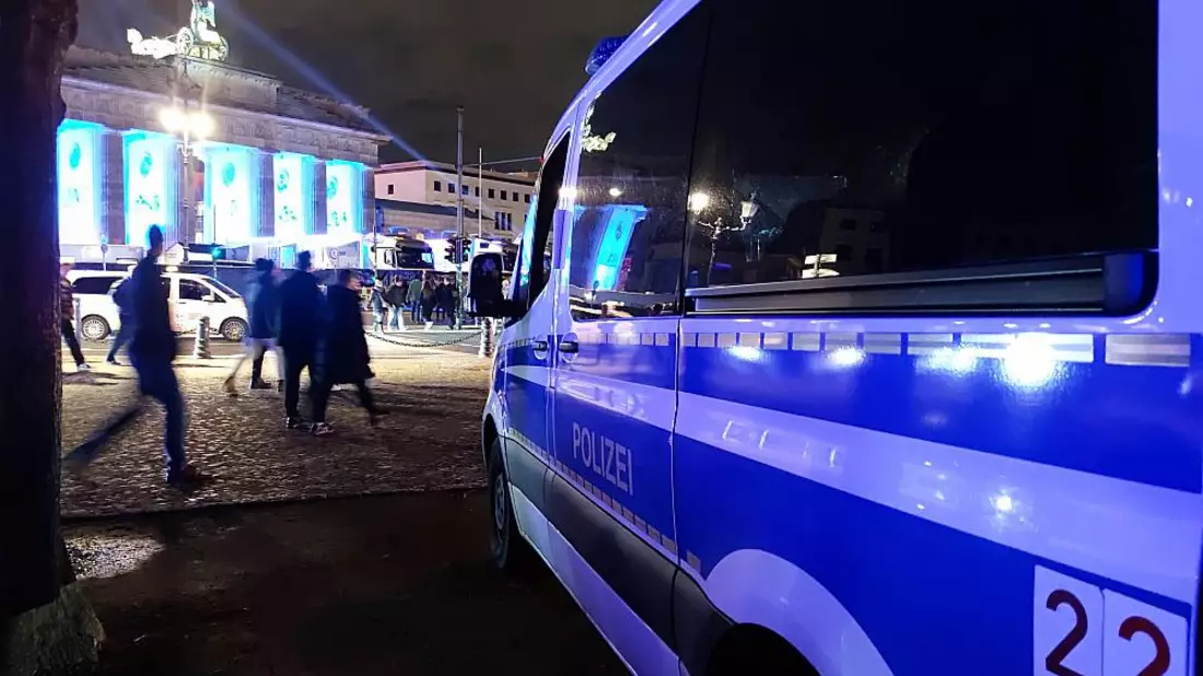 Polizei vor dem Brandenburger Tor (Archiv) - Bild: über dts Nachrichtenagentur