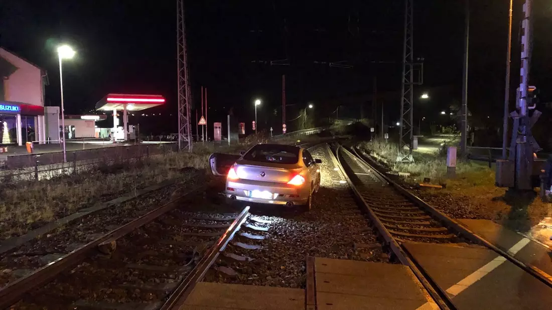 POL-PDTR: Ungewöhnlicher Abbiegevorgang führt zum Führerscheinverlust - Bild: presseportal.de