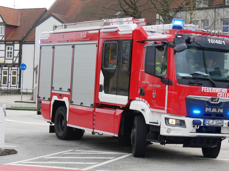 FW Celle: Hochwassereinsätze am 01.01.2024 (Neujahr) - 13. Lagemeldung / Person aus Überschwemmungsgebiet gerettet! Stand: 01.01.2024 um 18:00 Uhr - Foto: presseportal.de