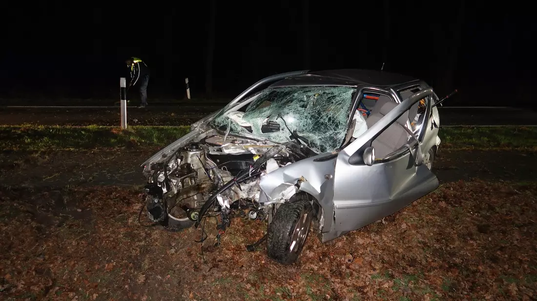 POL-DEL: Landkreis Oldenburg: Alkoholisierter Pkw-Fahrer bei Verkehrsunfall in Wardenburg leicht verletzt - Bild: presseportal.de