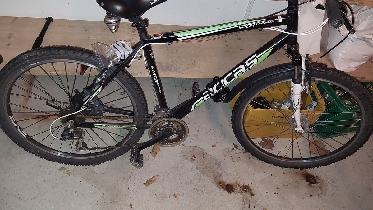 POL-HL: Ostholstein - Heiligenhafen / Wem gehört dieses Fahrrad? - Foto: presseportal.de