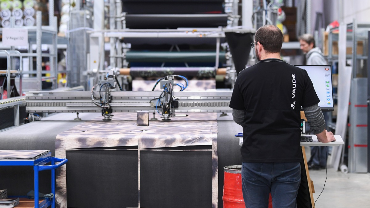 Marc Cain kooperiert mit VAUDE für Upcycling-Projekt - Foto: presseportal.de