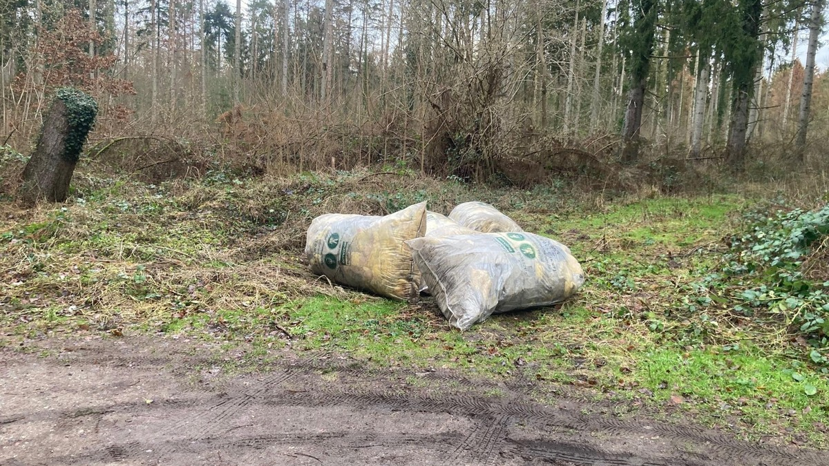 POL-HL: HL-Kücknitz / Polizei ermittelt nach unerlaubter Müllentsorgung - Foto: presseportal.de