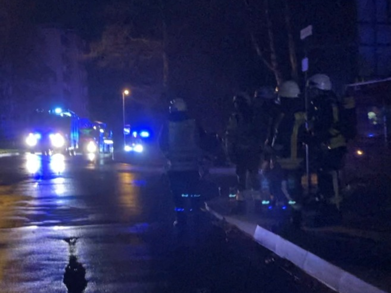 FW-EN: Gemeldete Rauchentwicklung aus dem Fenster eines Hochhauses - Foto: presseportal.de
