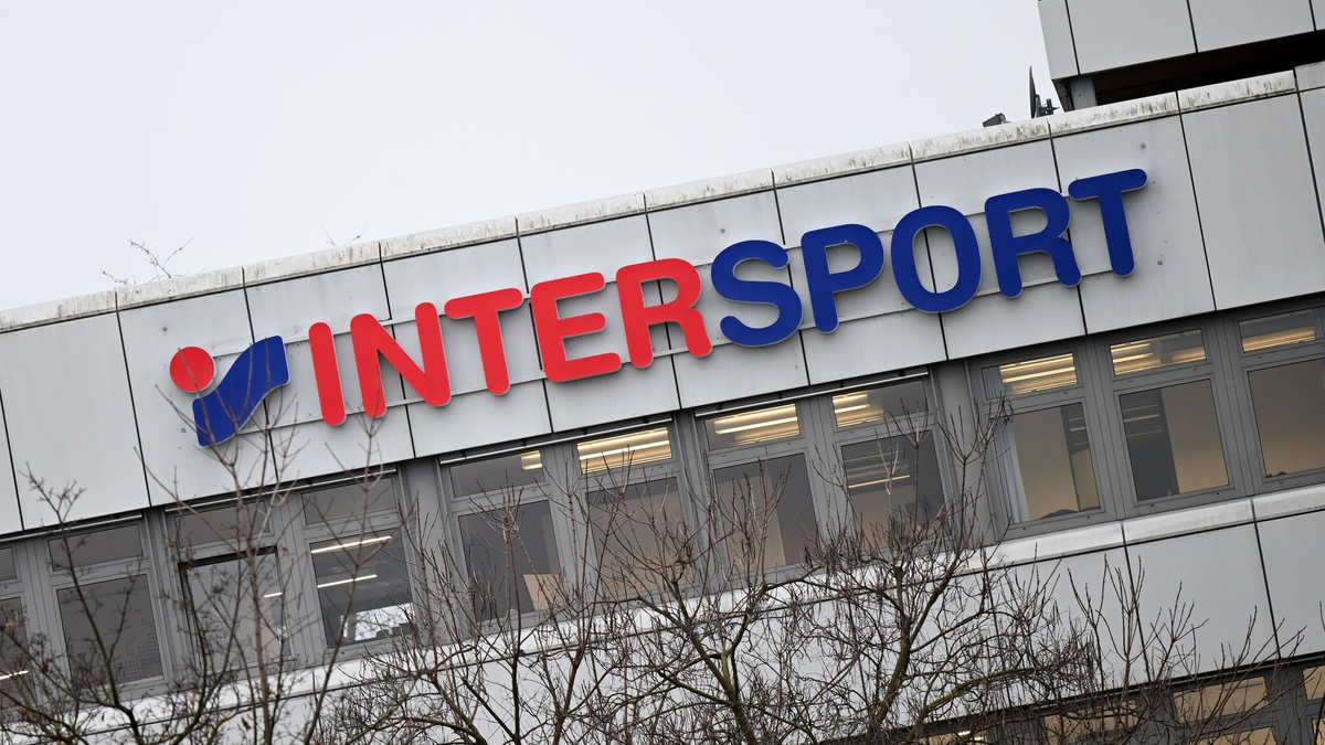 Intersport hofft 2024 auf gute Geschäfte. - Foto: Bernd Weißbrod/dpa