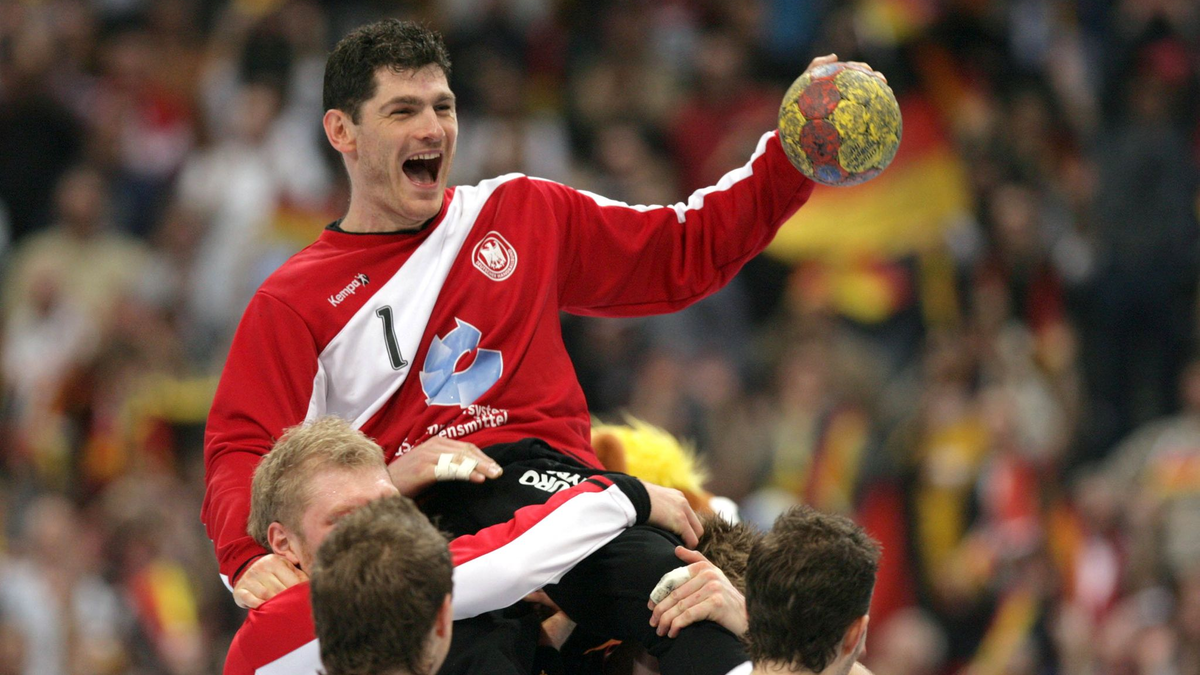 Sieht die DHB-Auswahl auf der Torhüterposition sehr gut aufgestellt: Ex-Weltmeister Henning Fritz. - Foto: Oliver Berg/dpa