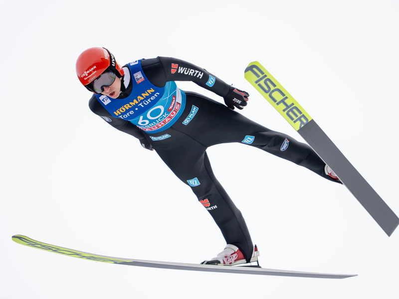 In der Tournee-Gesamtwertung liegt Karl Geiger auf dem 14. Rang. - Foto: Georg Hochmuth/APA/dpa