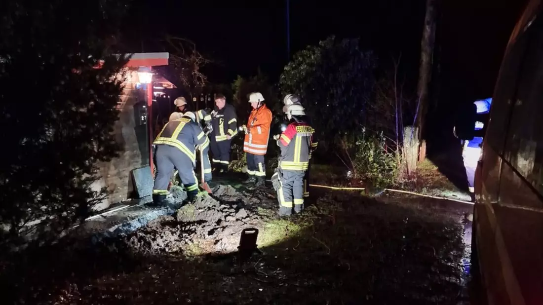 FFW Schiffdorf: Anhaltender Regen sorgt für Einsätze im Gemeindegebiet Schiffdorf - Bild: presseportal.de