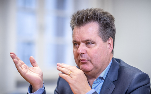 «Menschen mit Behinderungen sind im Grunde die Avantgarde einer älter werdenden Gesellschaft, wenn man so will», sagt Jürgen Dusel. - Foto: Michael Kappeler/dpa