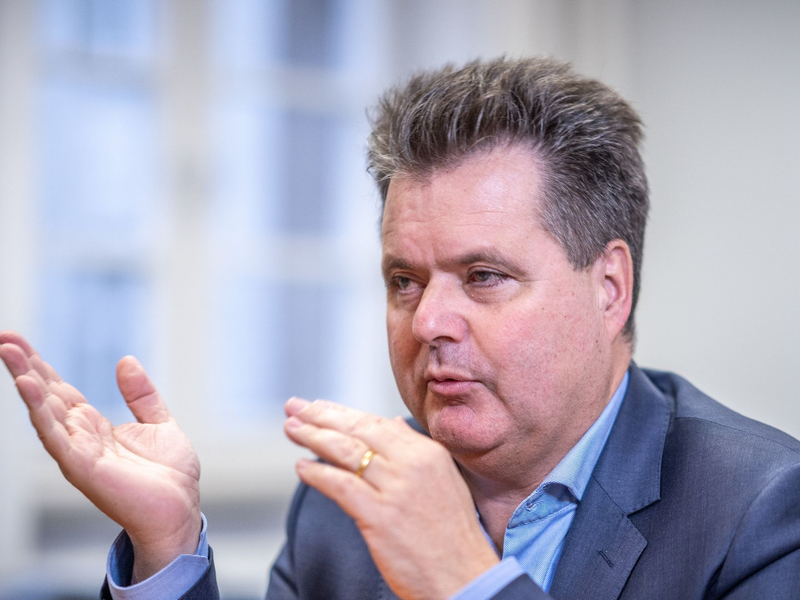 «Menschen mit Behinderungen sind im Grunde die Avantgarde einer älter werdenden Gesellschaft, wenn man so will», sagt Jürgen Dusel. - Foto: Michael Kappeler/dpa